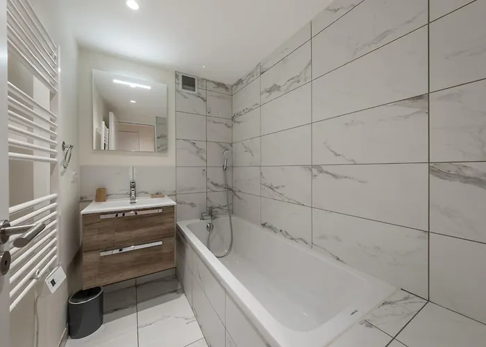 Апартаменты Spacieux Avec 3 Pour Un Sejour Unique - Fr-1-613a-40